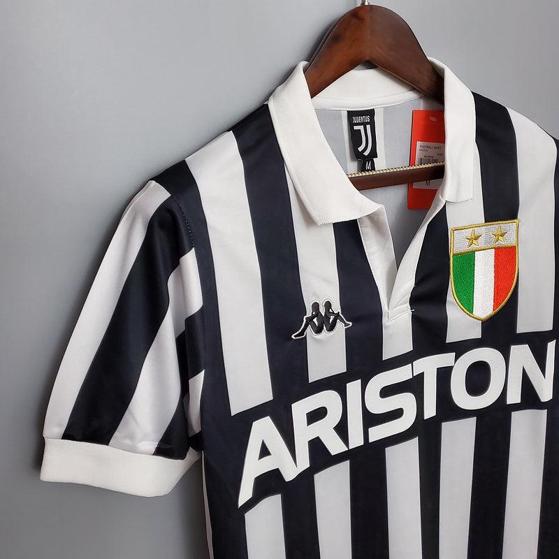 Camisa Juventus Retrô 1984/1985 Preta e Branca - Kappa - DA Sports Oficial