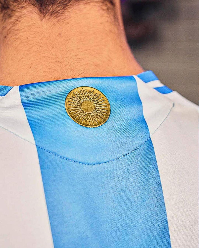 Camisa Seleção Argentina Home 2024/25 + Patch Campeão - Branca e Azul - Loja da Seven