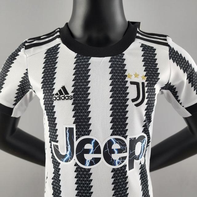 Kit Infantil Juventus 22/23 Adidas - Branco e Preto - DA Sports Oficial