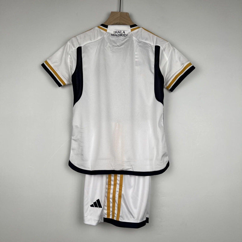 Kit Infantil Real Madrid I 23/24 Adidas - Branco - DA Sports Oficial